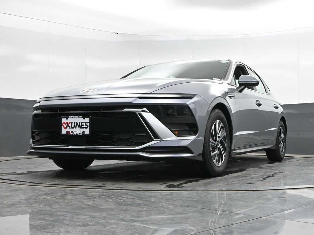 New 2026 Hyundai Sonata Blue FWD image 25