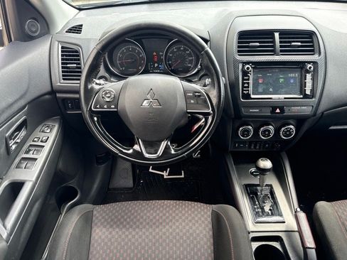 Used 2018 Mitsubishi Outlander Sport LE AWD/4WD image 8
