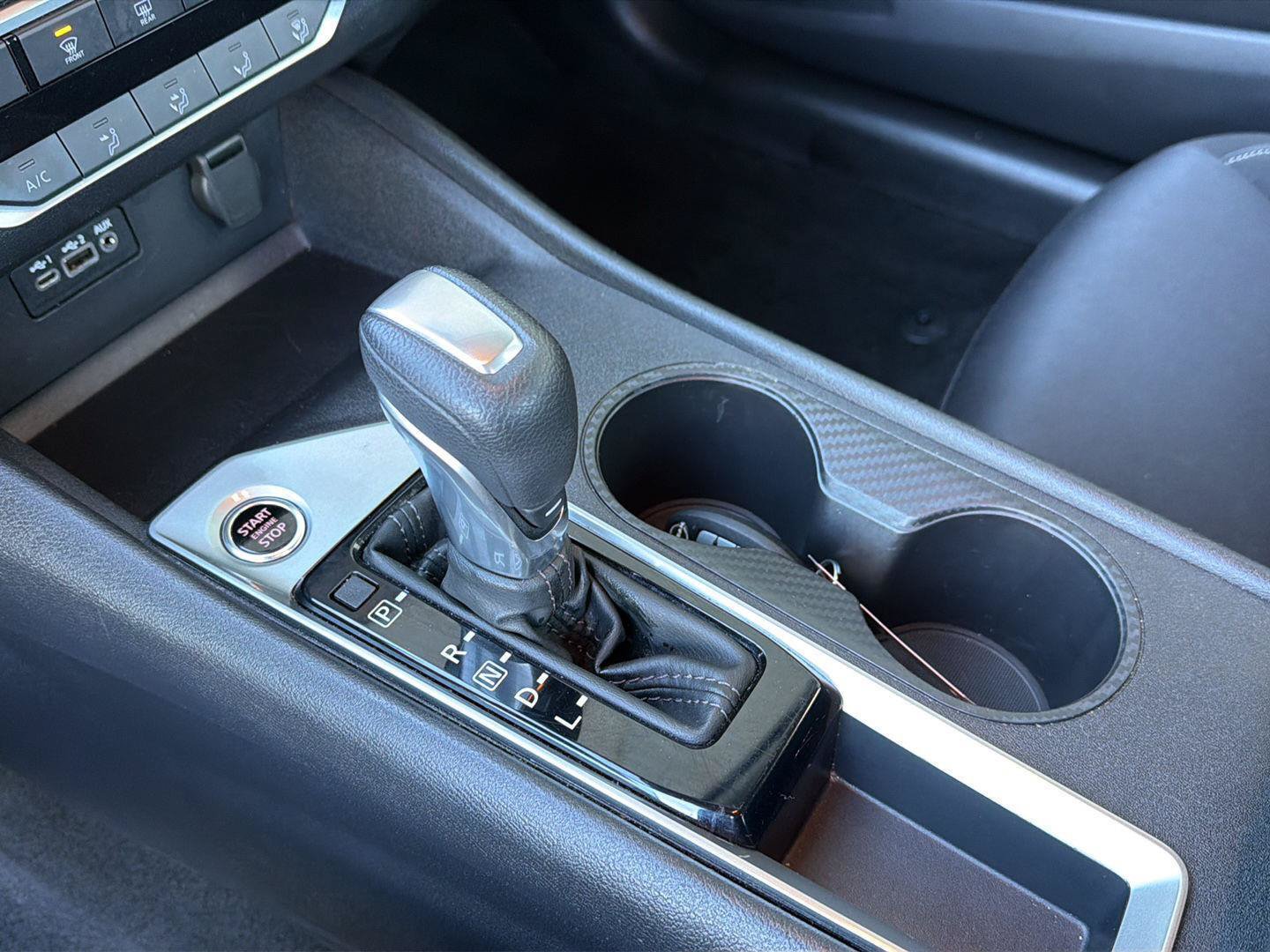Used 2025 Nissan Altima 2.5 SV FWD image 27
