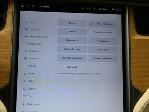 Used 2021 Tesla Model X Long Range image 33