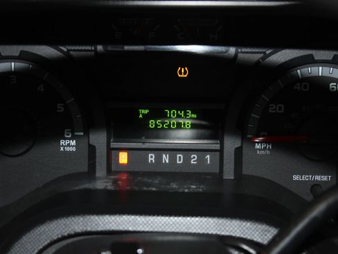 Used 2009 Ford E-150 and Econoline 150 RWD image 12