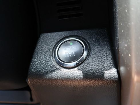 Used 2020 Ford F150 Lariat w/ Equipment Group 502A Luxury AWD/4WD image 33