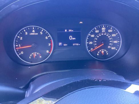 Used 2023 Kia Seltos S AWD/4WD image 18