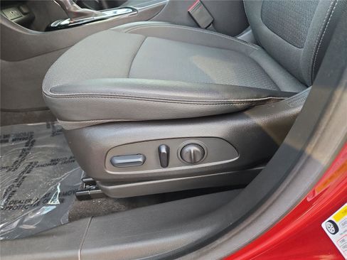 Used 2023 Buick Encore GX Select w/ Sport Touring Package image 21