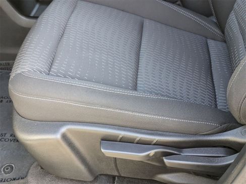 Used 2025 Chevrolet Equinox LT image 15