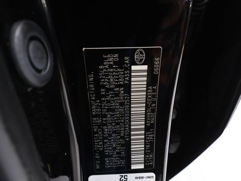 Used 2025 Toyota Camry SE image 33