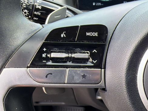 Used 2024 Hyundai Tucson Limited FWD image 16
