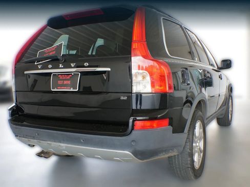 Used 2010 Volvo XC90 3.2 image 10