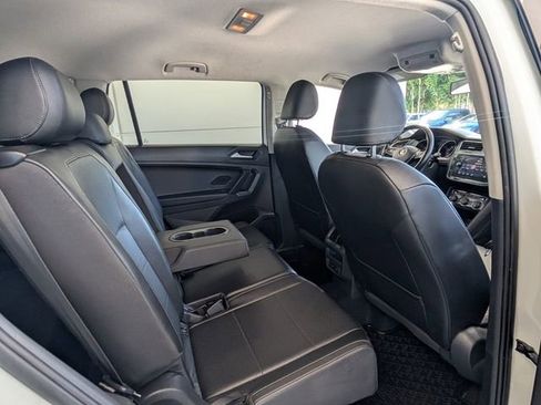Used 2019 Volkswagen Tiguan SE image 13