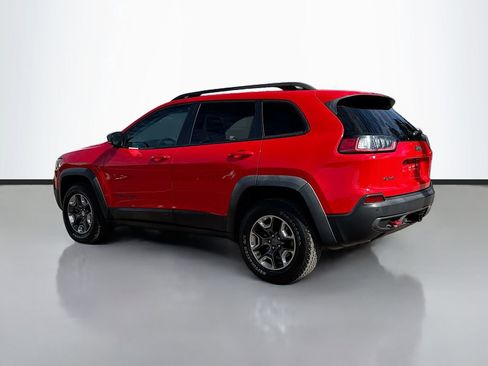Used 2019 Jeep Cherokee Trailhawk image 5