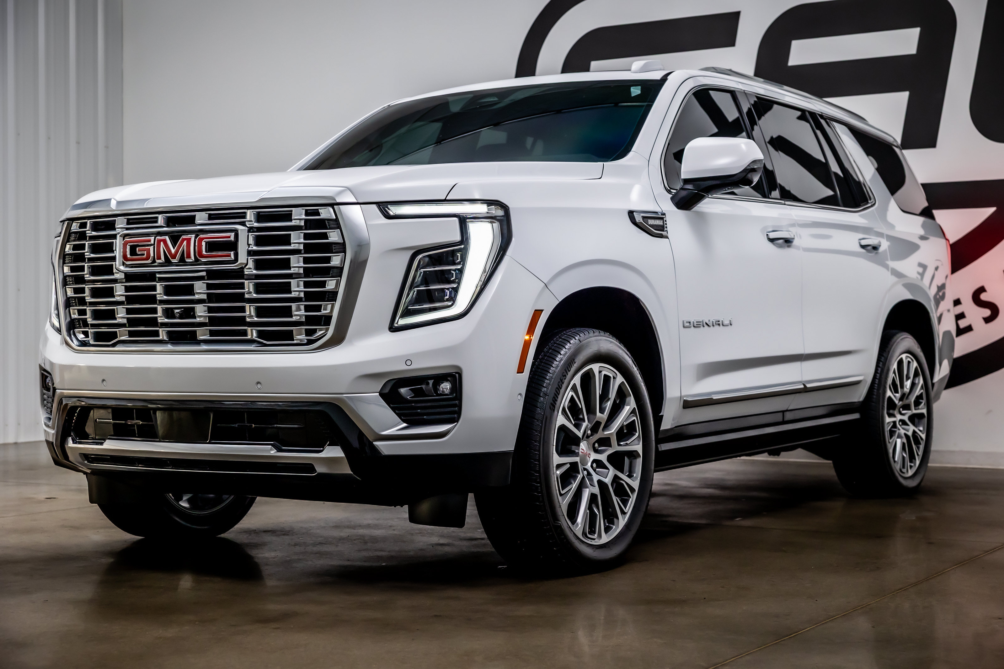 Used 2026 GMC Yukon Denali w/ Denali Reserve Package AWD/4WD image 31