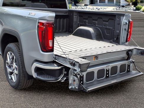 New 2026 GMC Sierra 1500 SLT w/ SLT Premium Plus Package AWD/4WD image 33