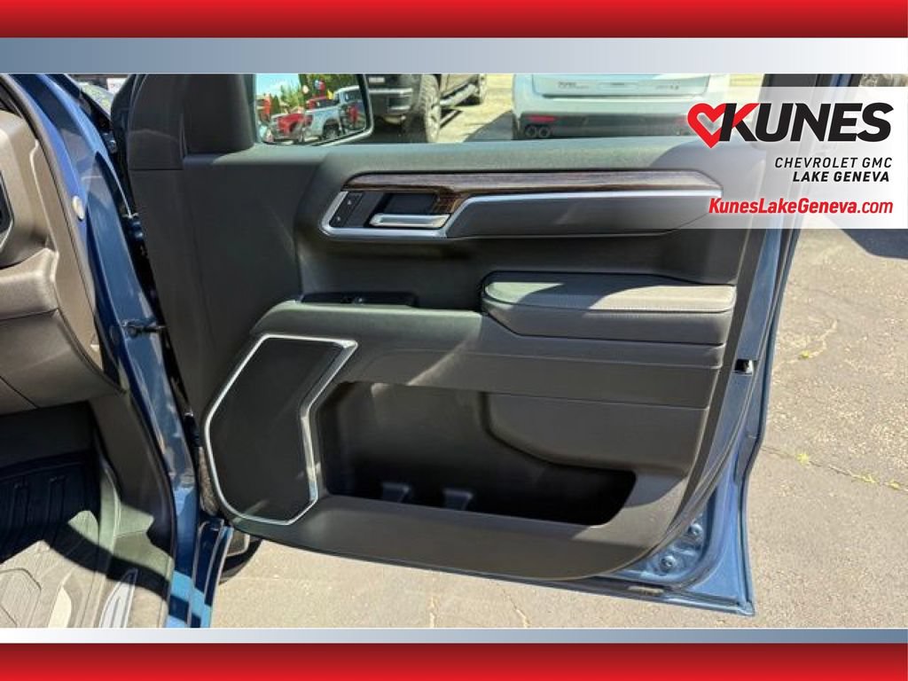 New 2026 GMC Sierra 1500 Elevation w/ Elevation Select Package AWD/4WD image 22