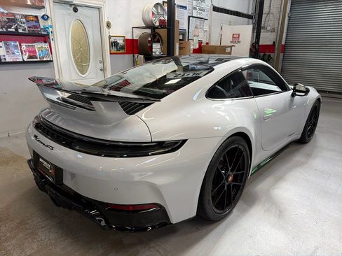 Used 2026 Porsche 911 GTS image 5