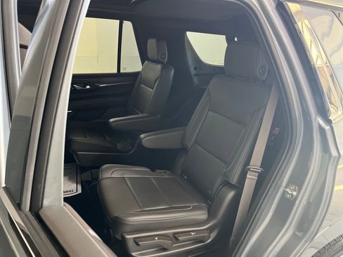 Used 2021 GMC Yukon Denali w/ Denali Premium Package image 33