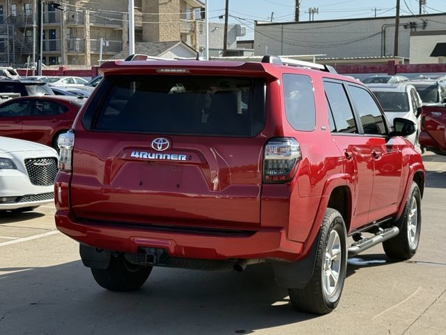 Used 2021 Toyota 4Runner SR5 AWD/4WD image 4
