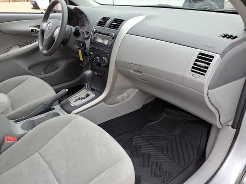Used 2010 Toyota Corolla LE image 25