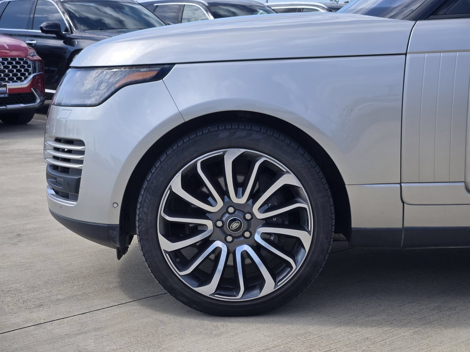 Used 2020 Land Rover Range Rover HSE AWD/4WD image 9