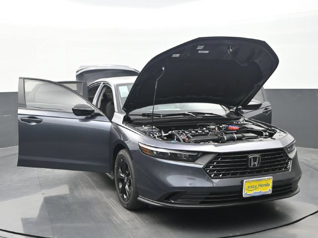 Used 2025 Honda Accord SE image 33