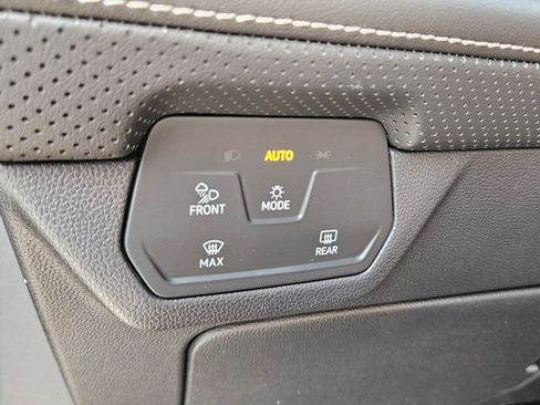 New 2026 Volkswagen Atlas Cross Sport SEL R-Line AWD/4WD image 29