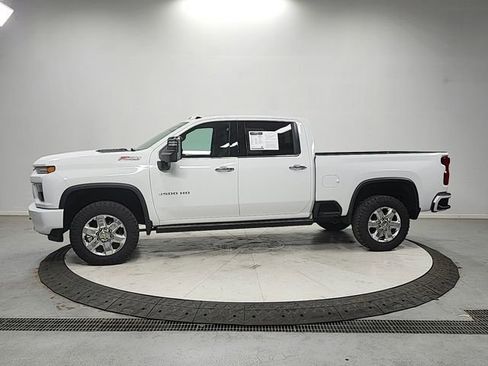 Used 2023 Chevrolet Silverado 3500 LTZ w/ Z71 Chrome Sport Edition image 4