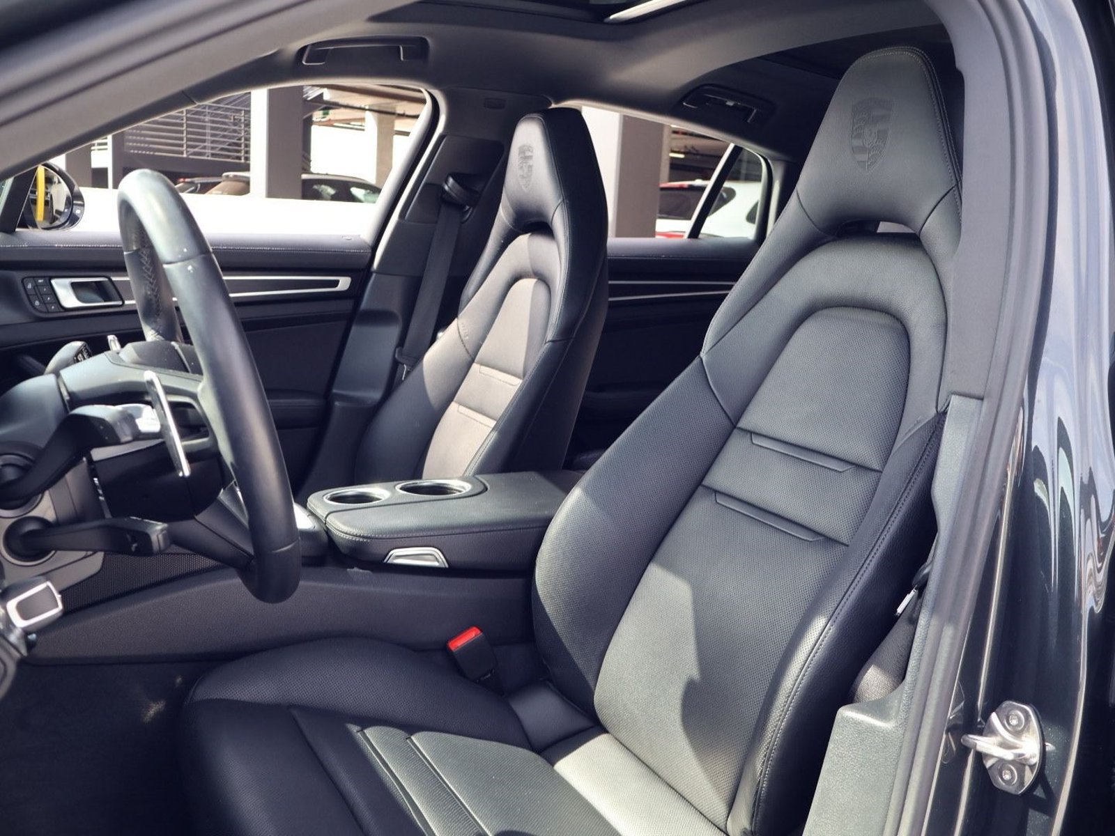 Certified 2023 Porsche Panamera Platinum Edition RWD image 3