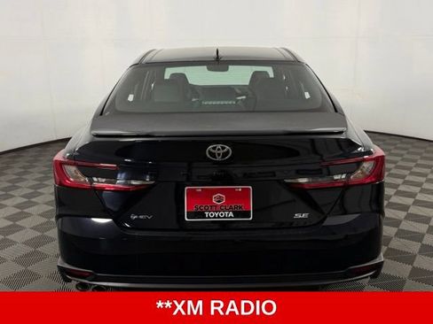 Used 2026 Toyota Camry SE FWD image 7