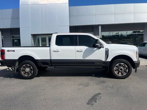 Used 2024 Ford F250 King Ranch AWD/4WD image 3