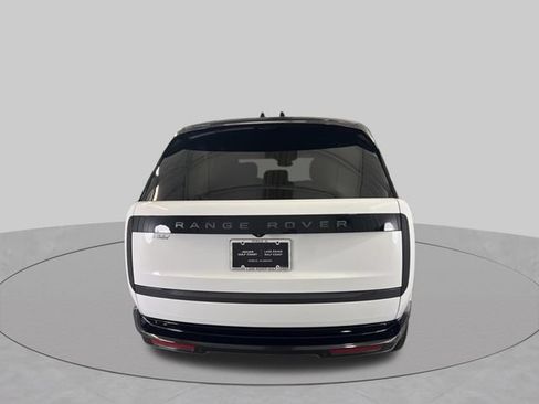 Used 2025 Land Rover Range Rover SE AWD/4WD image 6