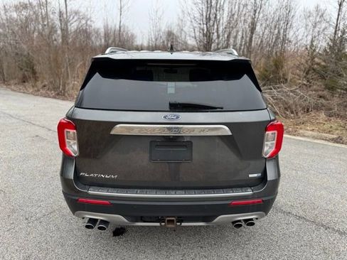 Used 2020 Ford Explorer Platinum w/ Premium Technology Package image 6