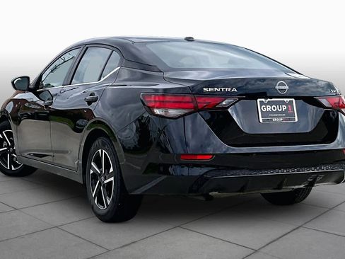 Used 2024 Nissan Sentra SV FWD image 12