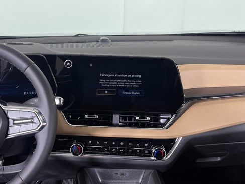 New 2026 Chevrolet Equinox ACTIV w/ Convenience Package III image 12