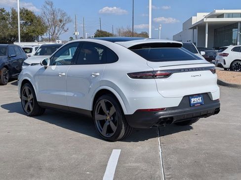 Used 2023 Porsche Cayenne S image 8