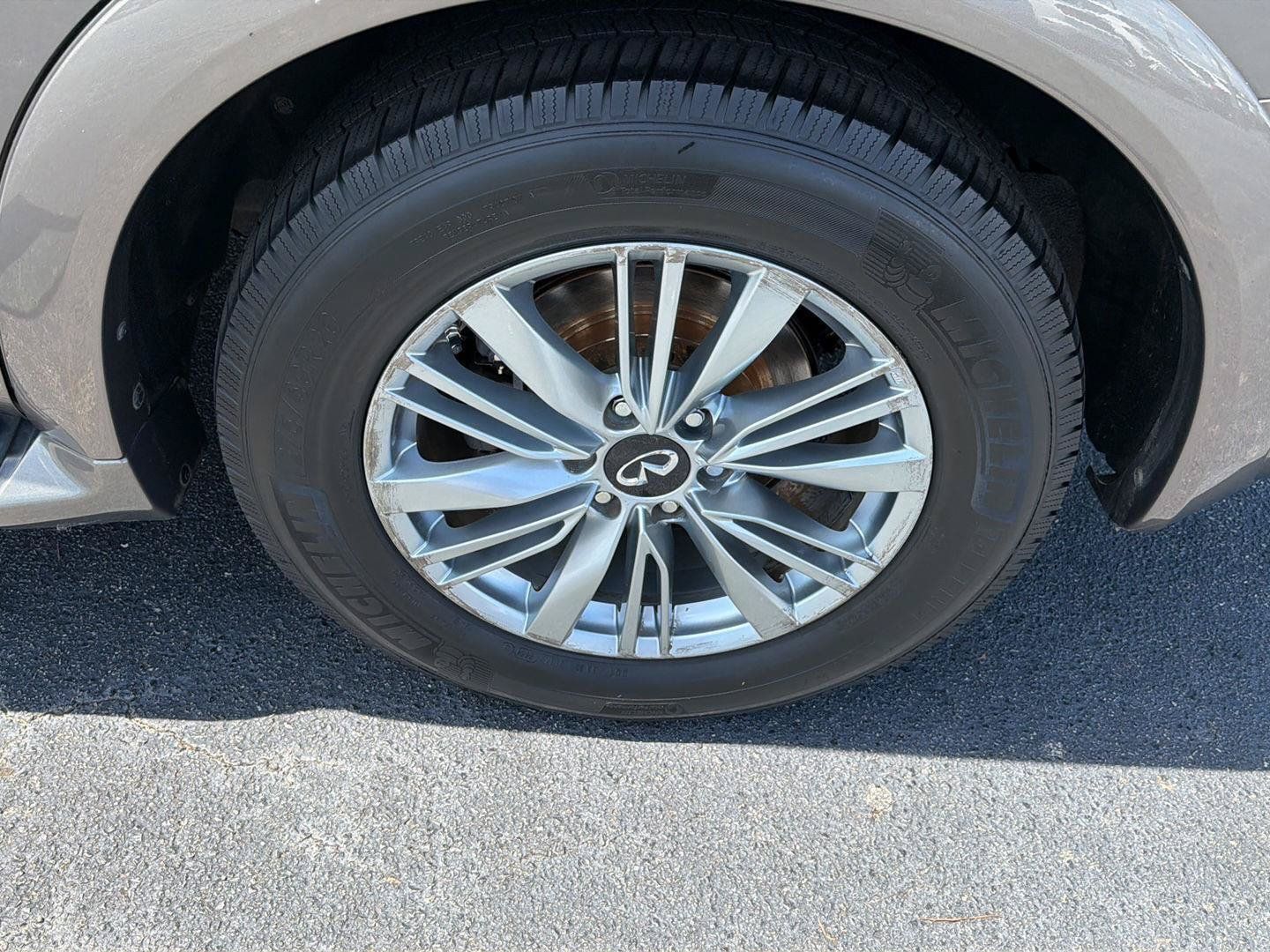 Used 2018 INFINITI QX80 2WD w/ Driver Assistance Package image 42