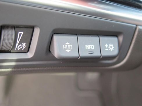 Used 2024 Cadillac XT6 Premium Luxury w/ Technology Package image 12