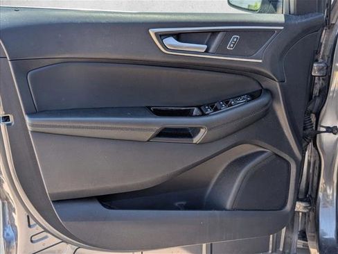 Used 2020 Ford Edge SEL w/ Convenience Package FWD image 11