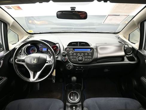 Used 2013 Honda Fit Sport image 11