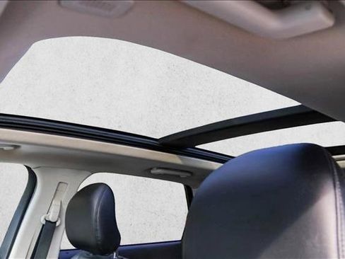 Used 2019 Ford Edge Titanium w/ Equipment Group 301A image 22