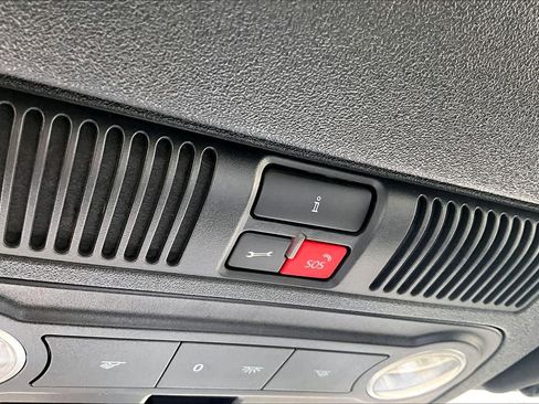 Used 2019 Volkswagen Beetle 2.0T Final Edition SEL image 32