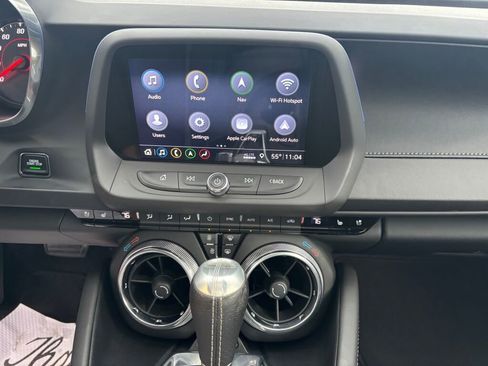 Used 2019 Chevrolet Camaro LT image 17