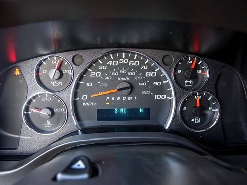 New 2025 Chevrolet Express 2500 w/ Driver Convenience Package image 18