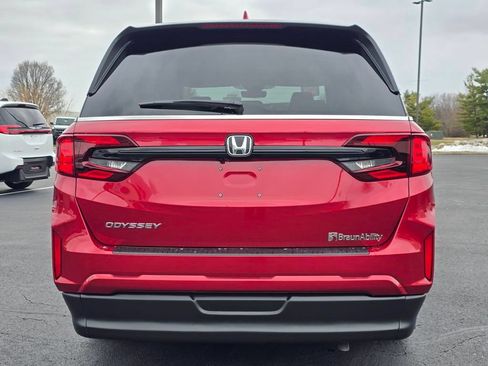 Used 2026 Honda Odyssey EX-L image 7