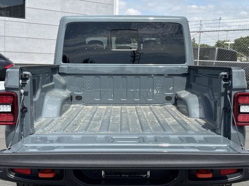 New 2026 Jeep Gladiator Mojave image 30