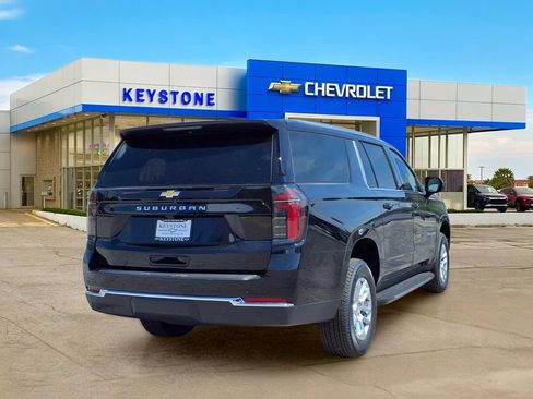 New 2026 Chevrolet Suburban LS AWD/4WD image 6