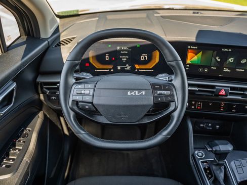 Used 2026 Kia Sportage LX image 22