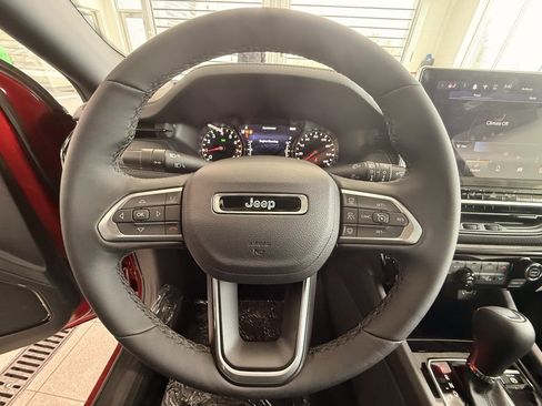 New 2026 Jeep Compass Limited image 15