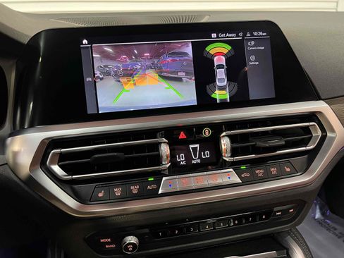 Used 2022 BMW 430i Coupe w/ M Sport Package RWD image 8