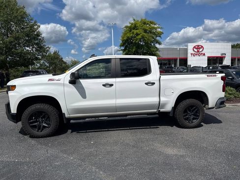Used 2021 Chevrolet Silverado 1500 Custom Trail Boss AWD/4WD image 3