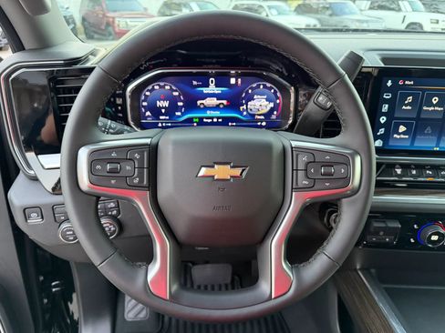 Used 2025 Chevrolet Silverado 2500 LT w/ Safety Package AWD/4WD image 35