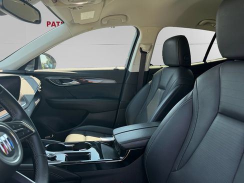 Used 2024 Buick Envision Preferred AWD/4WD image 9